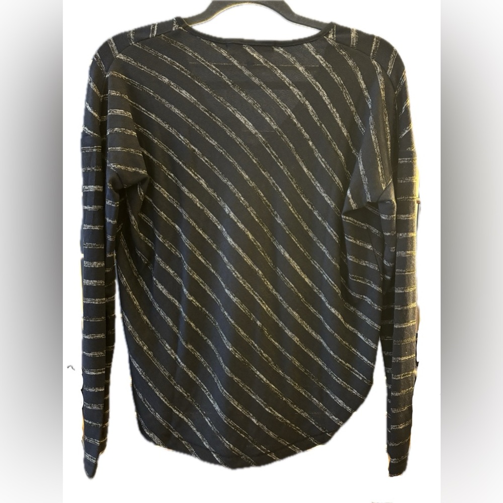 NWT - Numero - Heather Navy Top (S)